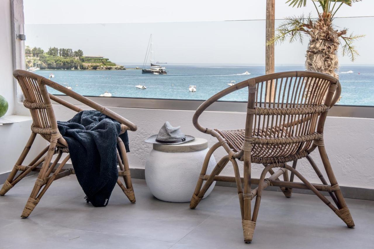 Laia Seafront Luxury Apartments Agia Pelagia Exteriér fotografie