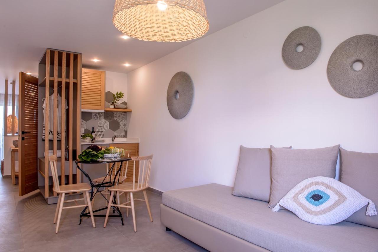 Laia Seafront Luxury Apartments Agia Pelagia Exteriér fotografie