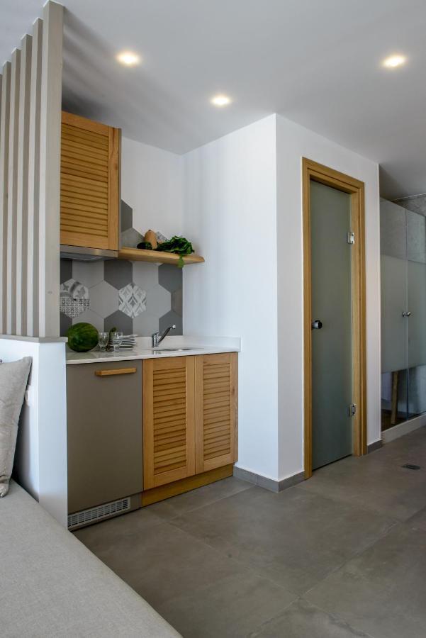 Laia Seafront Luxury Apartments Agia Pelagia Exteriér fotografie